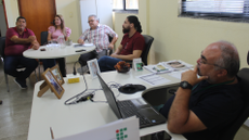 Momento de discussão dos detalhes do plano de trabalho