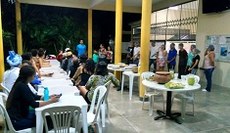 Jantar temático afro-indígena servido ao grupo