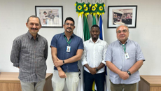Gestores do IFCE com o assessor do Ministério da Guiné-Bissau
