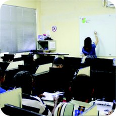 Aula de Inglês no Centro de Idiomas do Instituto em Acaraú