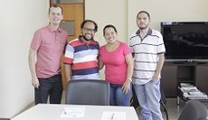 Gestores com o novo professor