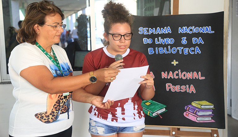 Semana do livro e da biblioteca4 (2).jpg