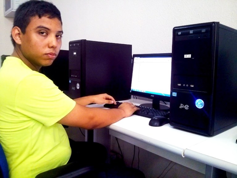 Emanuel Mores, aluno do curso de BCC