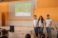 Visita dos alunos à escola Domingos Sávio