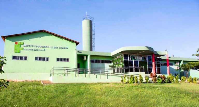 Fachada campus IFCE baturite 2016
