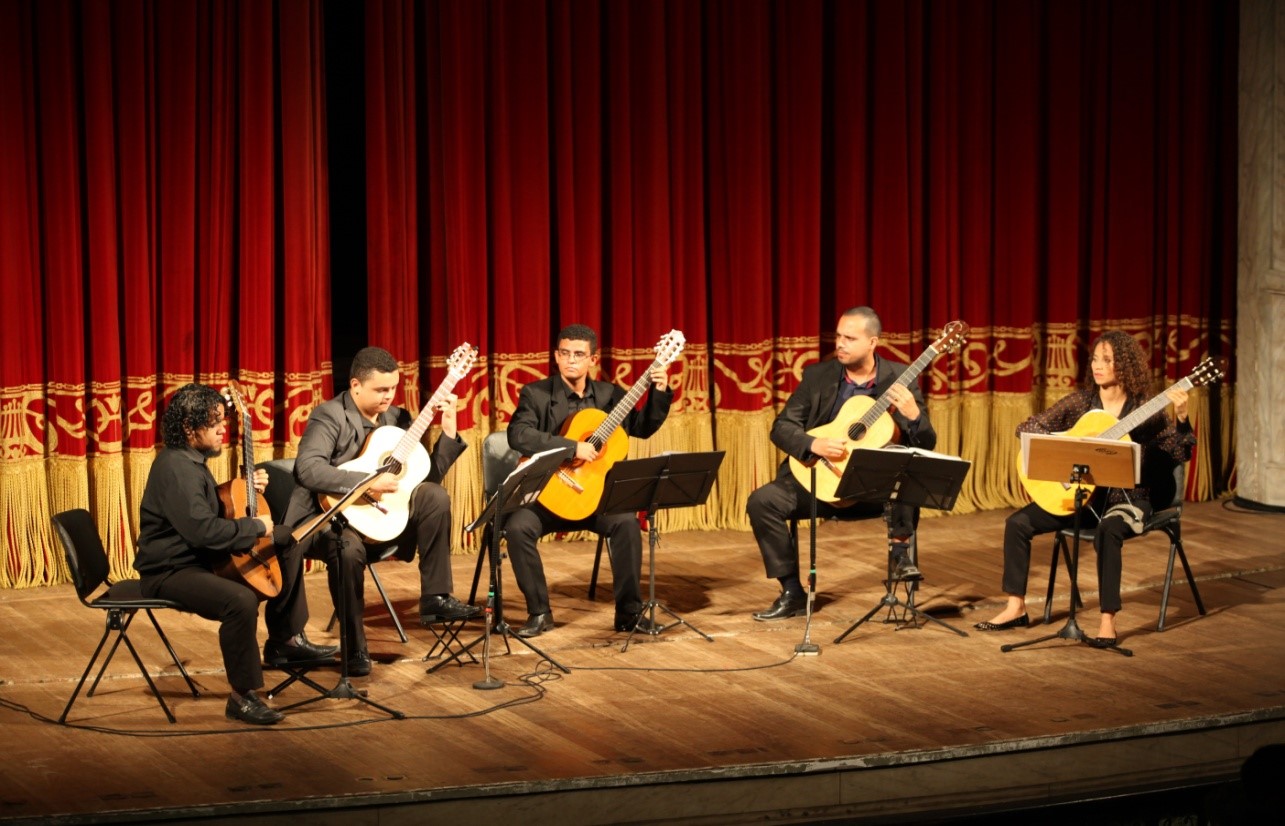 CAMERATA DE VILÕES IFCE 1.jpg