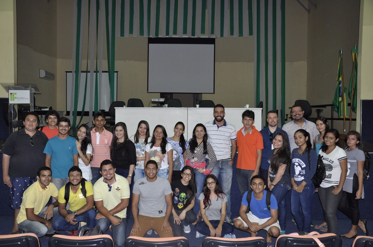 Acolhida dos novatos de Canindé.JPG