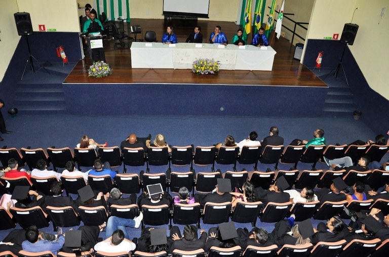 Colação de grau 2015.2.jpg