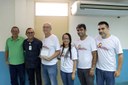 Na abertura da II Jornada de Matemática, o professor Leandro Neto, coordenador do curso de Especialização em Docência do Ensino Superior, recebe homenagem pelos 20 anos de docência no campus do Cedro. (Crédito: Vitor Meireles)