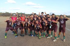 Time de futebol (categoria aberto) do campus do Cedro ganhou de forma invicta o torneio da modalidade. Equipe teve o artilheiro com 6 gols,18 gols marcados e apenas 1 sofrido.