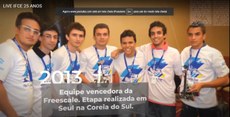 Trecho do vídeo que apresentou momentos marcantes do campus do Cedro. Na imagem a equipe de alunos do time Urano que representou o campus na Coreia
 do Sul em 2003 na Freescale Cup, torneio de robótica (Crédito: Comunicação Social do campus do Cedro)