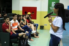 A professora Roberta da Silva abordou a importância do esforço para a conquista da vaga no Enem (Crédito: Vitor Meireles)