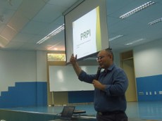 Pró-reitor palestra sobre propriedade intelectual e inovação (Créditos: Andressa Souza)