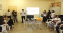 Professor Pedro Luis apresenta curso "Informatização" às alunas
