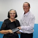 Homenageada da rede estadual, professora Maria Lizimar Teixeira Felipe. (Crédito: Vitor Meireles)