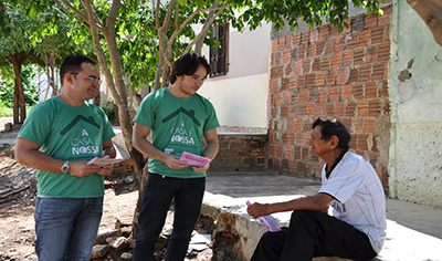 Servidores do campus levam esclarecimentos à comunidade