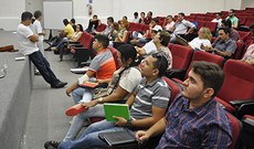 Participantes formaram grupos de trabalho