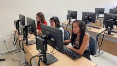 Seis laboratórios de ensino e dois de pesquisa foram reestruturados