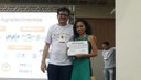 Flaviana recebeu o certificado de menção honrosa.
