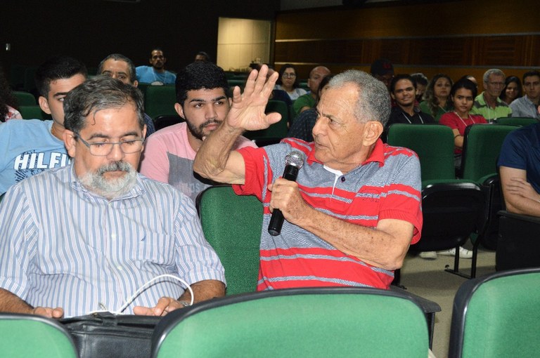 DSC_0115.JPG DSC_0115.JPG