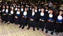 Estudantes colam grau