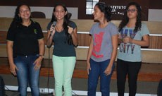 Estudantes apresentaram trabalhos relacionados aos seus respectivos cursos. (Foto: Manuella Nobre)