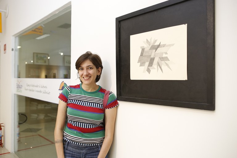 Aluna Flávia- Exposição Arte e Tecnologia.jpg