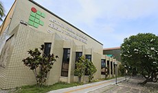 Fachada do campus de Fortaleza