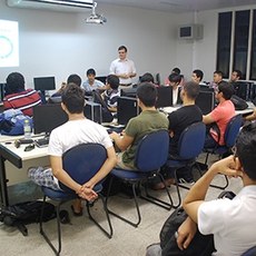 Alunos se preparam para competições. (Foto: Júlia Brito).