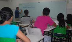 Aulas são ministradas pelo professor Breves Filho.