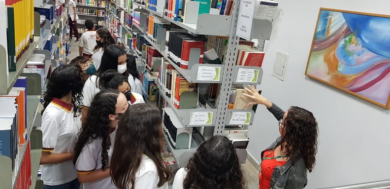 Foto Interação 7 - biblioteca.jpeg