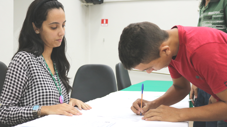 Entrega_Certificado_03.png Entrega_Certificado_03.png