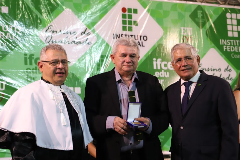 5 - Medalha Façanha.JPG 5 - Medalha Façanha.JPG