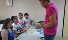 Aproveitamento de garrafa PET Aproveitamento de garrafa PET