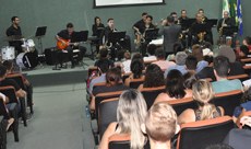 Concerto da Big Band anima público