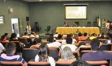 Na quarta-feira (5/10), foram realizadas mesas redondas e minicursos