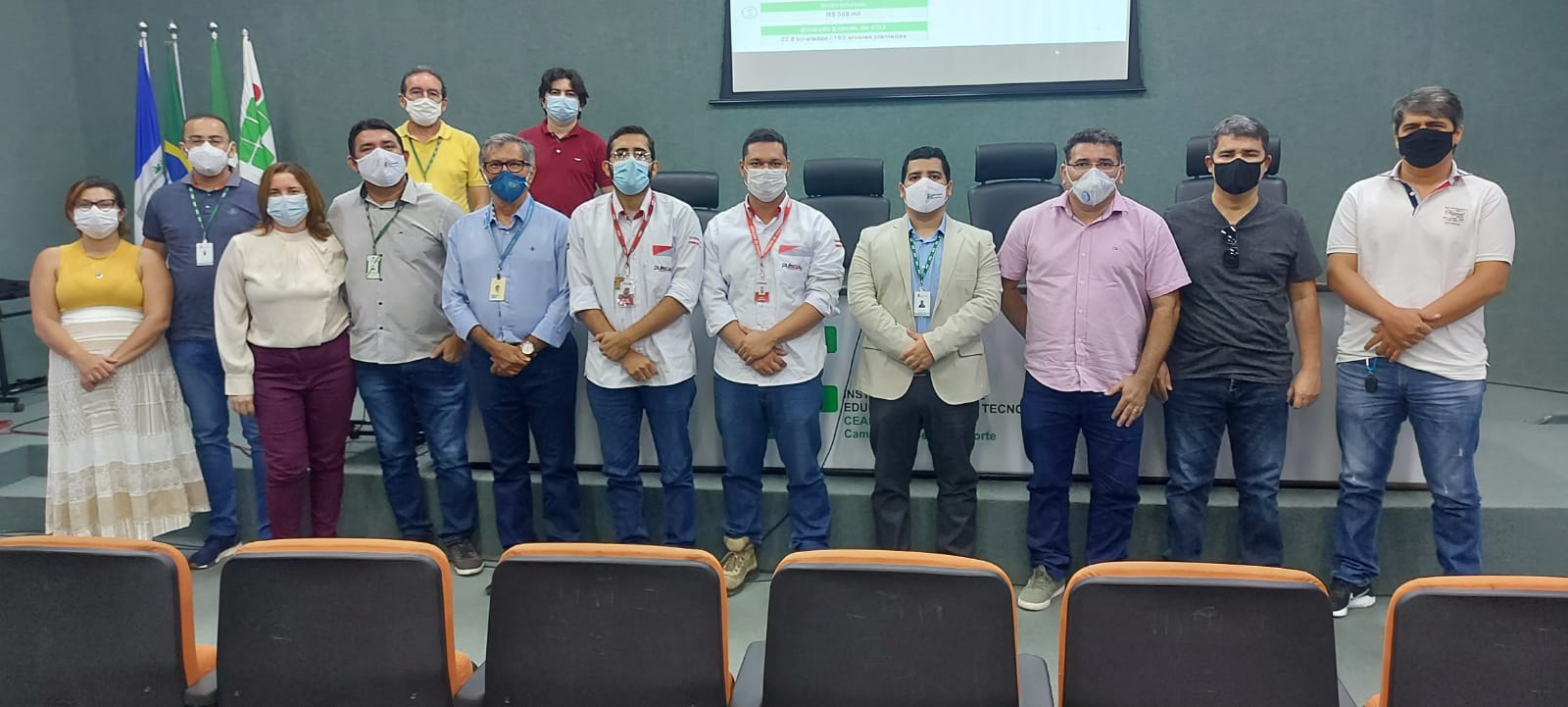 Participantes da inauguração do Projeto Eficiência Energética.jpeg Participantes da inauguração do Projeto Eficiência Energética.jpeg