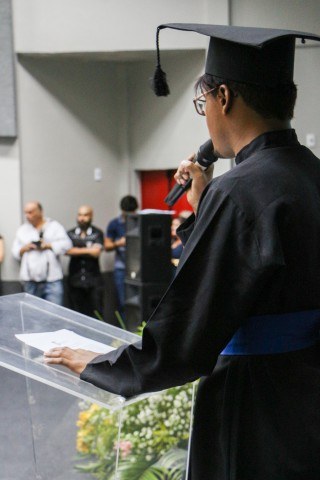 Colação de Grau dos Cursos Superiores 2016.1 Colação de Grau dos Cursos Superiores 2016.1