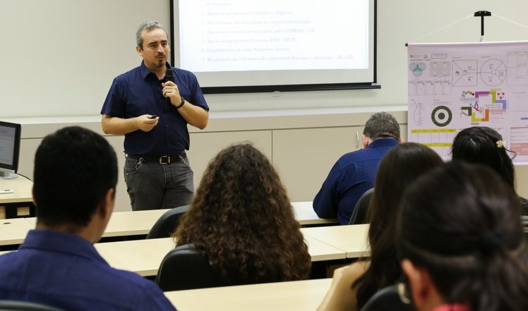 Empre_foco_DEZ18 (4).jpg