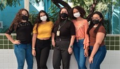 Foto estudantes projeto app