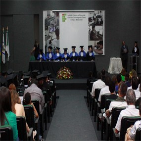 formatura_2013_1.jpg formatura_2013_1.jpg