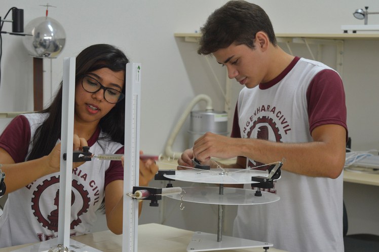 Laboratório de Física3.jpg