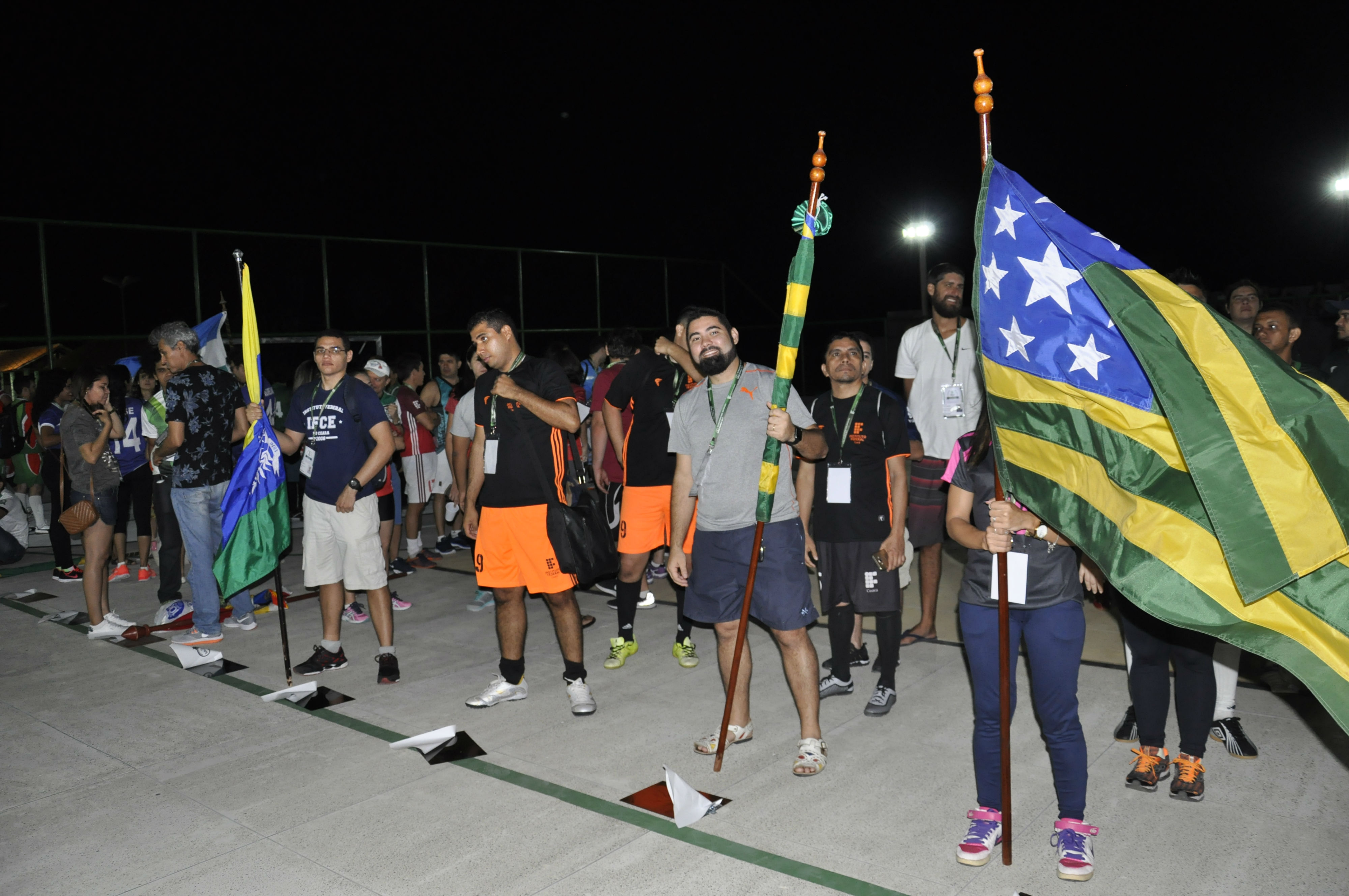Desfile das delegações de atletas dos campi