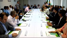 Reunião contou com a presença de gestores do IFCE e de parlamentares