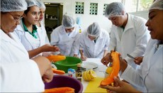 Cursos de Extensão levam formação às comunidades