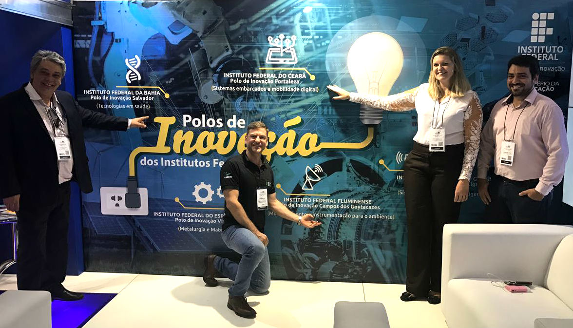 Representantes do Polo de Inovação Fortaleza em feira do setor de Petróleo de Gás no Rio de Janeiro