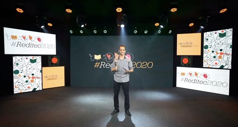 Representante do IFCE apresentando a Reditec 2020 Representante do IFCE apresentando a Reditec 2020