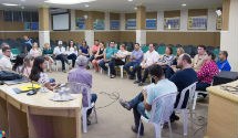 Participantes da reunião ocorrida no Plenário da Câmara Municipal de Morada Nova-CE