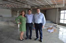 Reitor Virgílio Araripe visita obras acompanhado pelo pró-reitor de Ensino, Reuber Saraiva e pela assessora pedagógica, Mirian Brasil. 