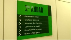 Sinalização ajuda na orientação de visitantes  e de servidores